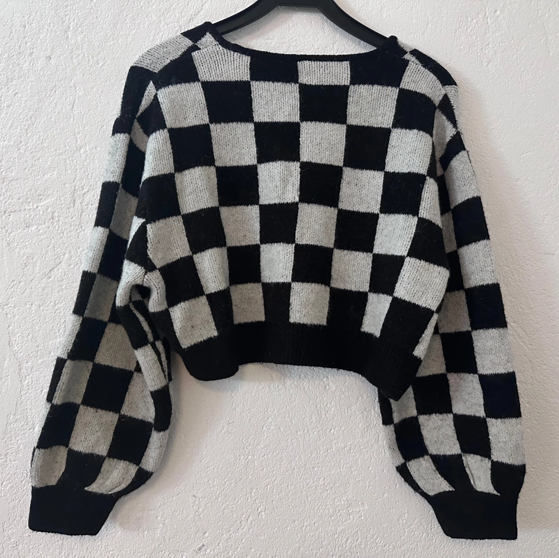 Cropped Cardigan - 90