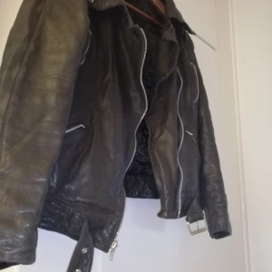 Skinnjacka - Stl M Dam Skinn Hel Brun