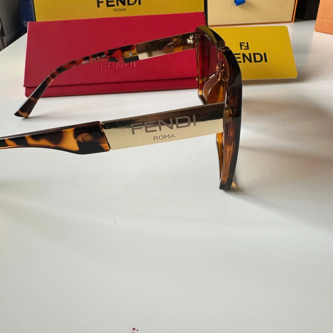 Sunglasses fendi - 91