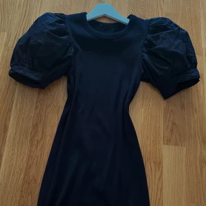 Elegant minidress☕️♥️~ - very good condition💕,small,medium, goth, grunge, aesthetic, trendy, acubi, oldmoney, trendy a True to size, #aesthetic #cute #kfashion #kawaii #trendy. #summerdress #fashionable #kpop #kdrama #majestic #flowy #airy #coquette #nightgown 