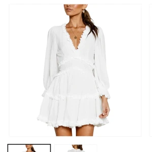 studentklänning  - en av mina fina studentklänningar😻⭐️ användes sparsamt och endast en gång! Från Dressy i stl, xs/s😻💗 nypris 359kr