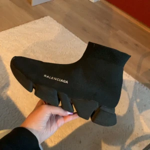 Balenciaga skor - Balenciaga skor som är i bra skick använda i några månader bara.