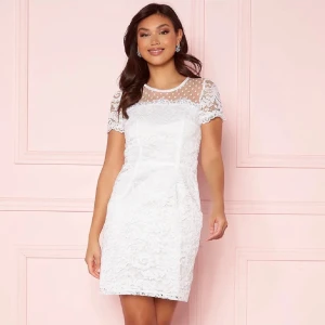 Klänning Ida Sjöstedt - Klänning från Ida Sjöstedt, använd 1 gång 🥰