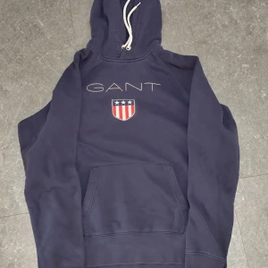 Gant tröja  - Skriv private för mer info