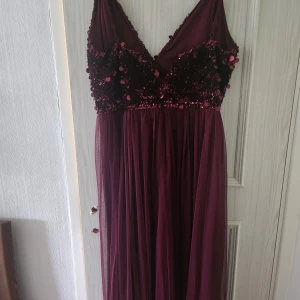 Kläning - Xl kläning använd bara en gång 