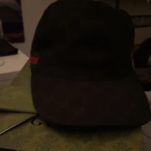 Gucci keps - Gucci keps kan fixa i beige också