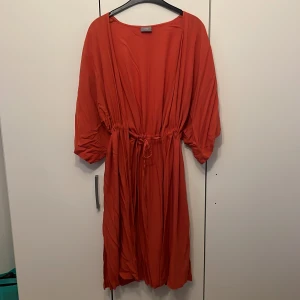 Kimono - Kimono använd 1 gång storlek one-size