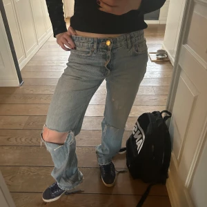 Lågmidjade jeans - Lågmidjade jeans från zara i storlek 36!!!❤️