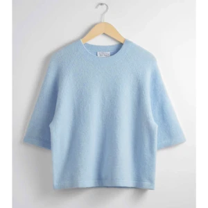 Ljusblå other stories tröja  - Snyggaste tröjan från and other stories i jätte bra skick🔥