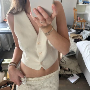 Kostym väst - Jätte fin topp från Gina, använd max två gånger!