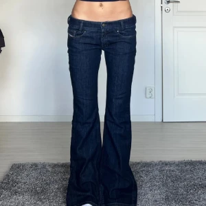 Diesel jeans  - Super snygga bootcut lowwaist diesel jeans , de har inga defekter💖 skriv till mig för mått eller frågor 