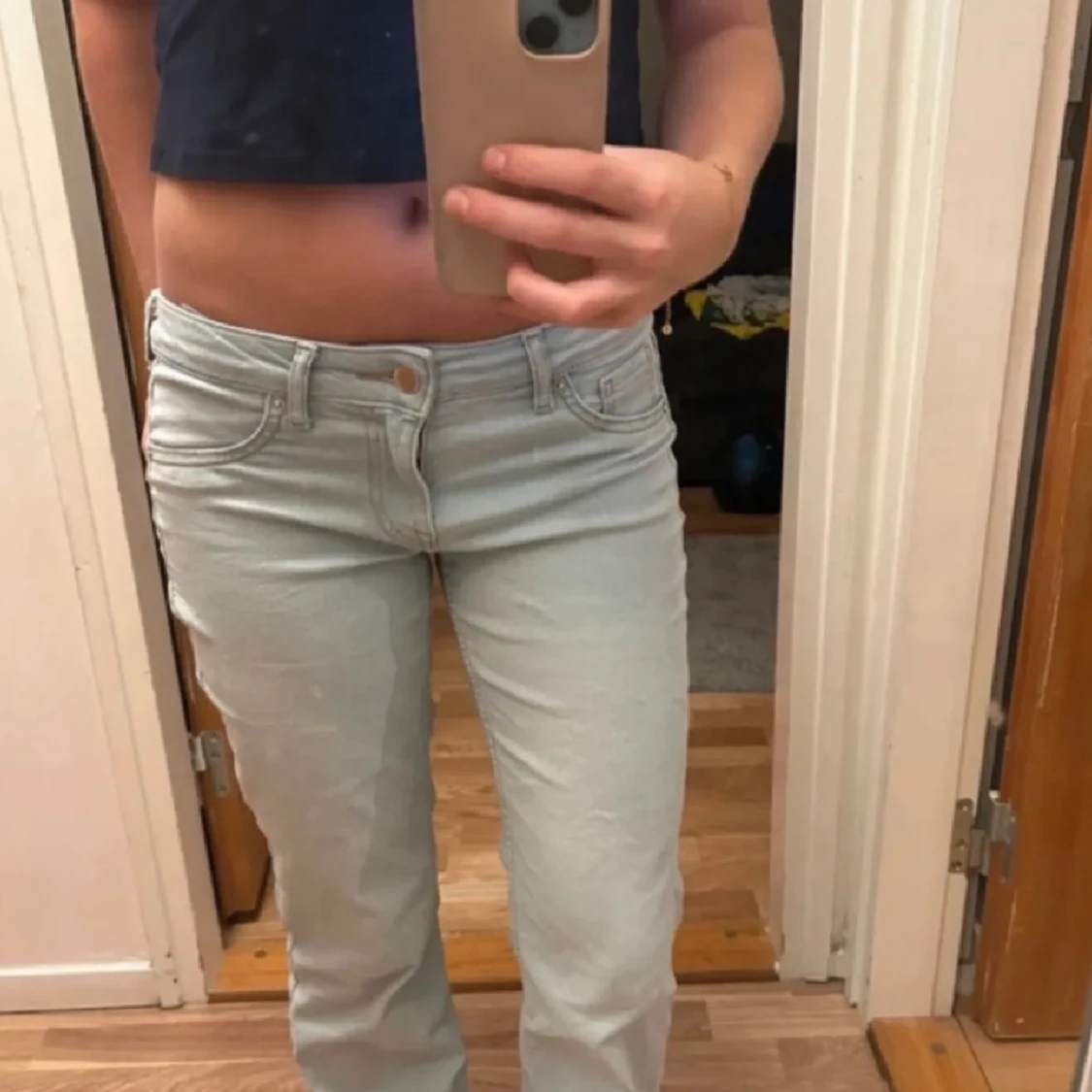 Ljusblåa jeans  - 90