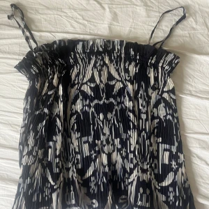 Hm topp - Bra skick ❤️ kommer inte till användning 