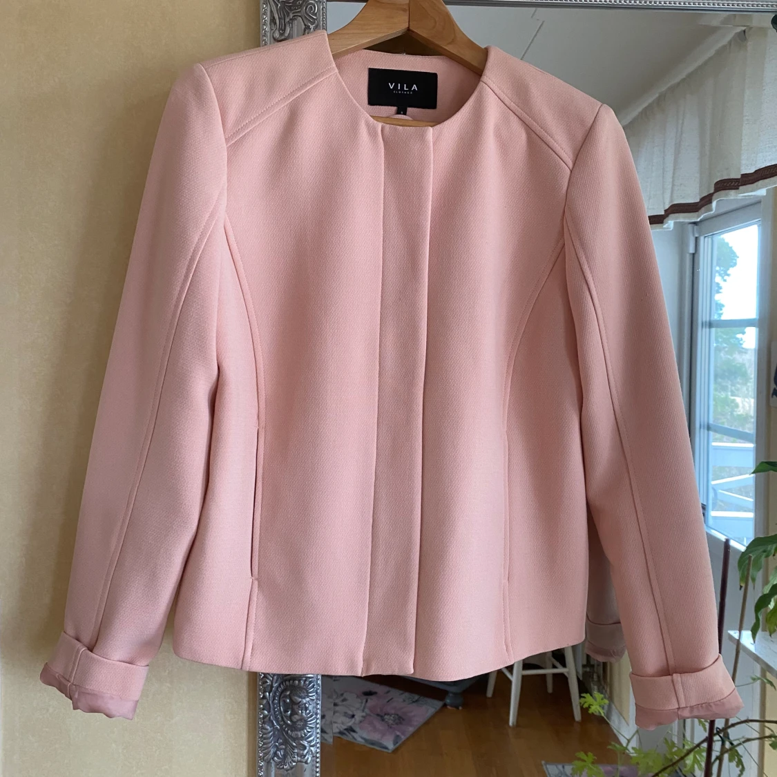 Elegant vårjacka - 90