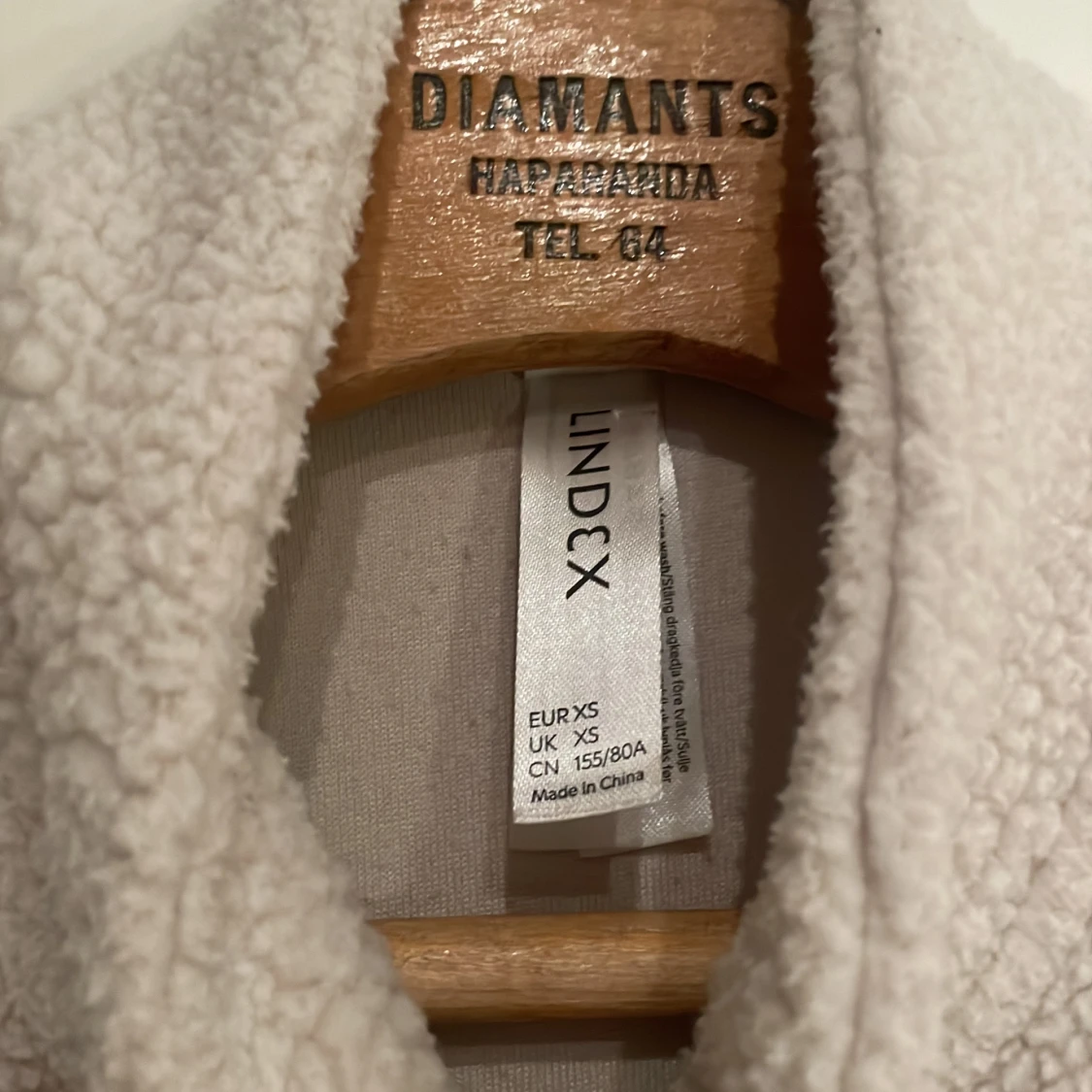 Beige päls väst  - 90