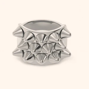 Edblad ring  - Jag säljer min Edblad ring som inte kommer till användning längre. Edblad ringen är i bra skick och alla spikar är kvar. Priset kan diskuteras! 