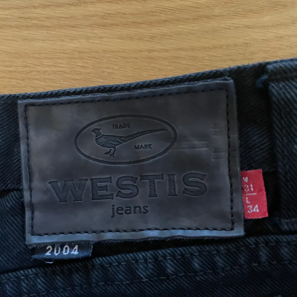 Ett par vintage Westis jeans som knappt är använda, mycket bra skick. Jeans & Byxor.