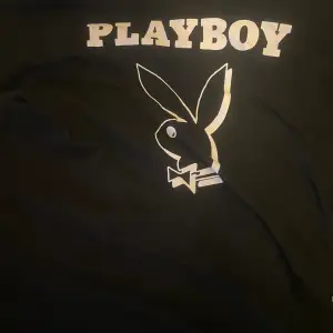 Köpt från Playboys officiella hemsida, använd fåtal gånger inga tecken på slitningar :) kom privat för fler bilder💗
