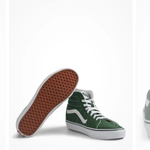 Vans - Intressekoll på mina supersnygga vans som inte kommer till användning längre! hör av dig vid bilder 😇