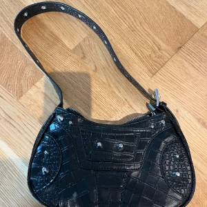 Väska  - Jätte fin väska från ullared, jätte fin väska och bra skick 