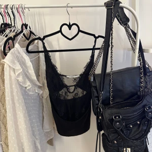 Spetstopp - Säljer denna fina spetstopp då den inte kommer till någon användning 