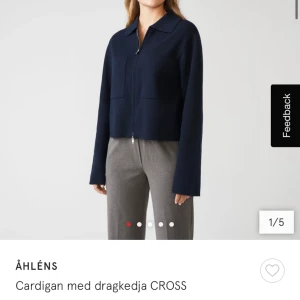 Åhléns jacka  - Så fin men kommer ej till användning använd typ åtta gånger kanske 