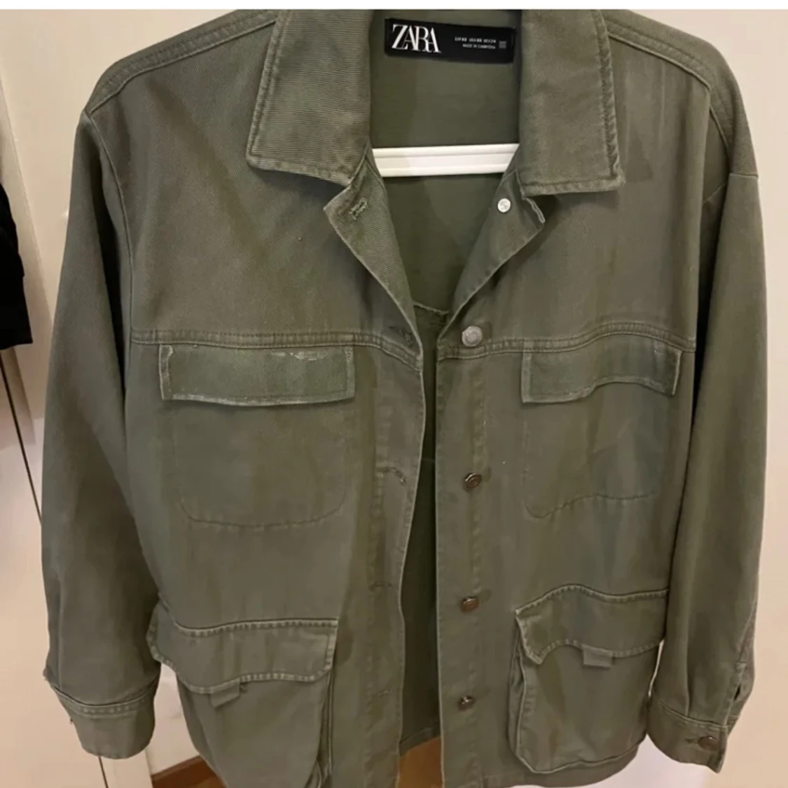 grön jeansjacka zara