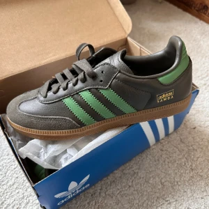ADIDAS SAMBA OG - Helt nya. För små för mig! 