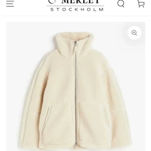 Teddy jacka - Säljer denna trendiga och snygga teddy jackan då den ej kommer till använding❤️