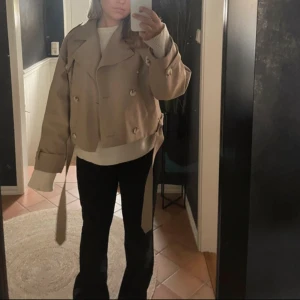 Meotine jacka - Meotine jacka använd sparsamt, köpt för  3700kr