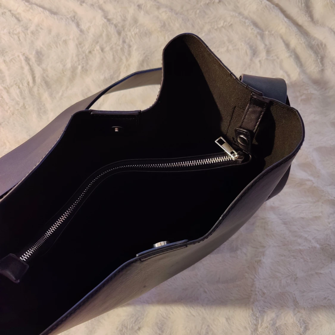 Stor axelremsväska - 91