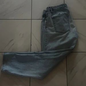 Vailent jeans - Säljer dessa snygga vailent jeans. Passformen är nog lite större än regular. 