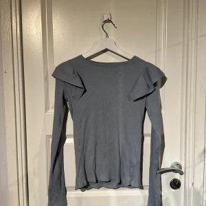 Volang blus från zara - Blus i fint skick❤️