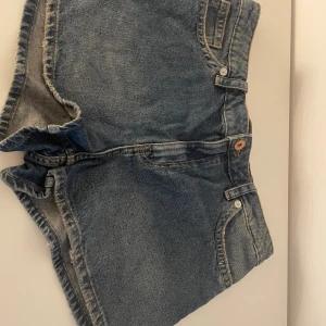 Shorts - Köpta slutet av förra året, aldrig använt