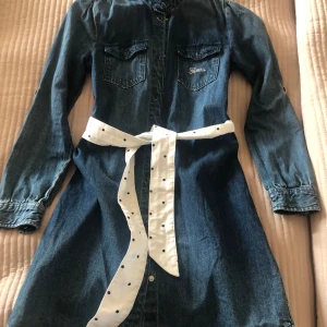 Jeans klänning  - Använd 8-9 gånger 