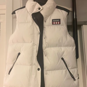 Gant väst - Helt oanvänd