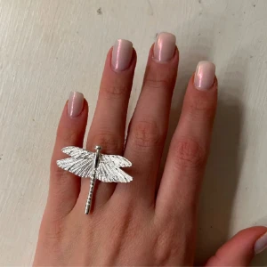 Ioaku ring - Snnygg och populär trollslända ring