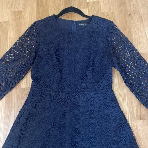 Klänning  - Änvand ett per gång, Jätte fin, som ny 