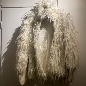 Miss Sixty Päls jacka - Äkta Vintage Miss Sixty jacka från 2000s. Super fin och bra kvalite!