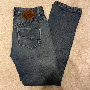 Vintage jeans - Jätte snygga lågmidjade jeans💕