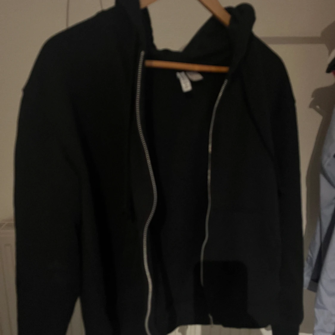 Tröja med dragkedja