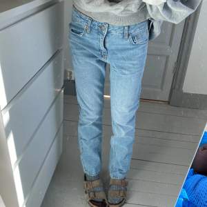 BDG Urban Outfitters straight jeans. Använda 2 ggr, nyskick 