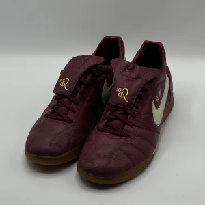 Nike Tiempo - R10 Ronaldinho - Bra skick, storlek 45, Väldigt sällsynta skor!
