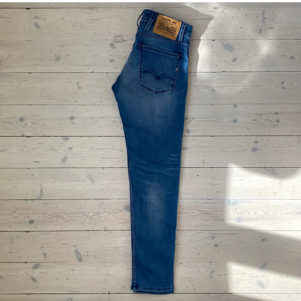 Replay Anbass Hyperflex jeans i perfekt skick 🙌 skriv vid fråga 👍 . Jeans & Byxor.