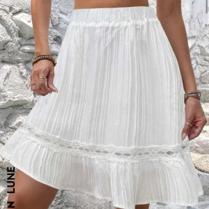 Vit ny kjol - Strl m