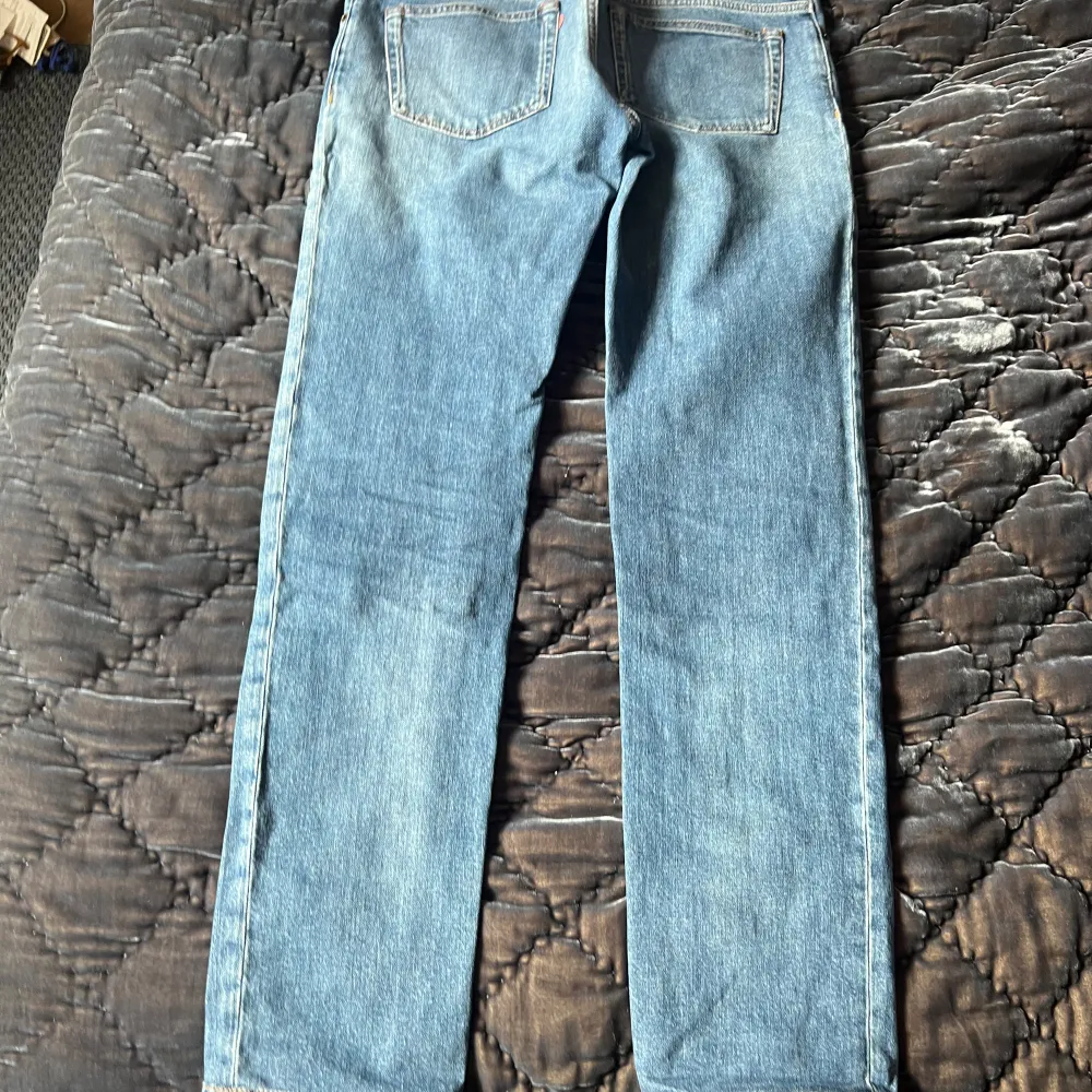 Snygga acne jeans blå konst!. Jeans & Byxor.