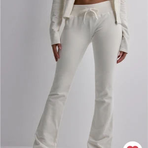 Mjukisbyxor  - Säljer dessa mjukisbyxor från Nelly, aldrig använda då jag köpte annan storlek