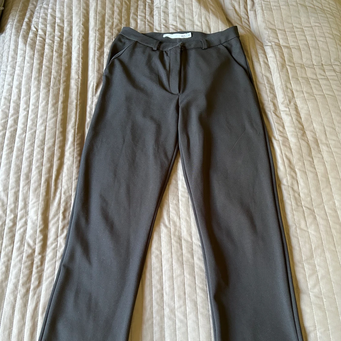 Lågmidjade kostymbyxor - 91