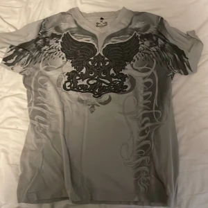 Tvärfet southpole tisha - Hella rare🔥Pussy magnet😯drippy af😱drainer😉perfekt för sommaren😃kontakta vid fler frågor