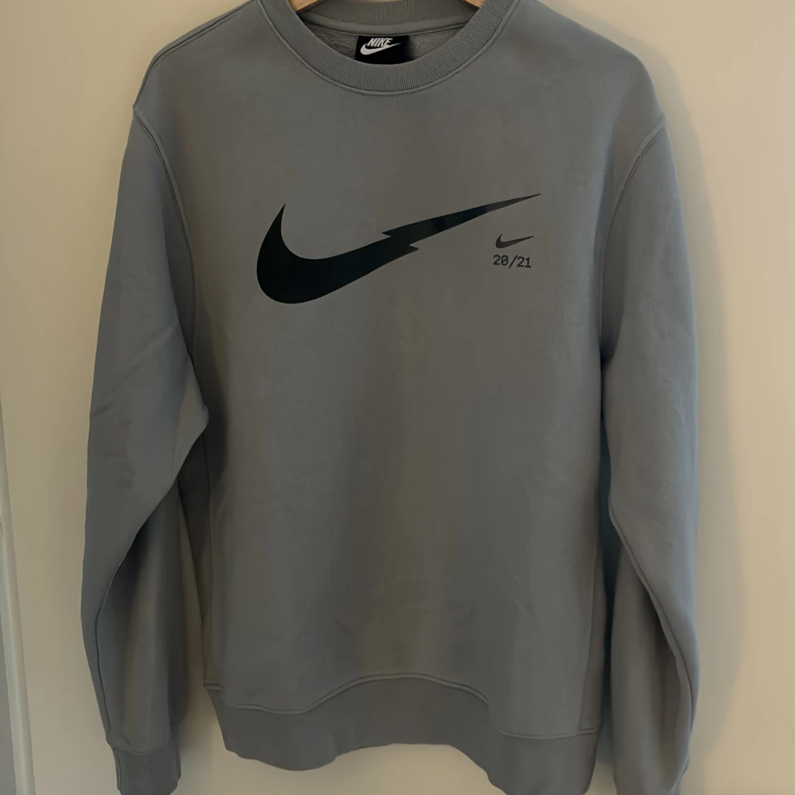 Nike sweatshirt